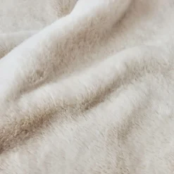 Coussin carré fausse fourrure (45 x 45 cm) Finn Blanc