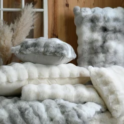 Coussin rectangulaire fausse fourrure (50 x 80 cm) Nebraska Ecru