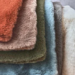 Coussin rectangulaire fausse fourrure (40 x 60 cm) Finn Terracotta