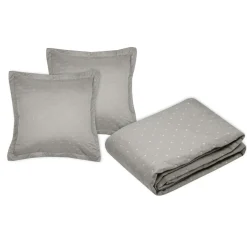 Couvre-lit matelassé avec deux taies d'oreiller (240 x 220 cm) Cléo Taupe