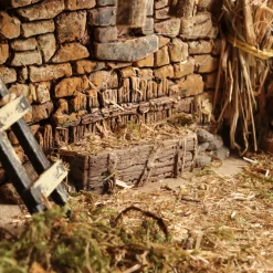Crèche de Noël vide (Hauteur 25 cm) Saint-Charly