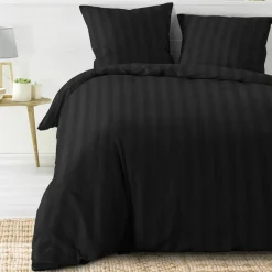 Housse de couette et deux taies microfibre (240 x 220 cm) Cleo Noire