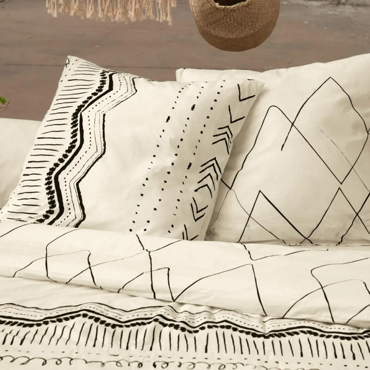 Housse de couette et deux taies coton (200 x 200 cm) Berbère Noire