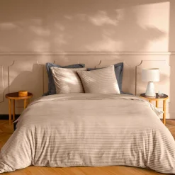 Housse de couette et deux taies d'oreiller flanelle (240 x 220 cm) Veloutea Beige sable