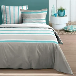 Housse de couette et deux taies d'oreiller en coton (240 x 220 cm) Barbade Vert céladon