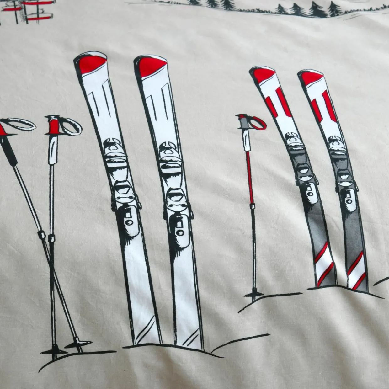 Housse de couette et deux taies d'oreiller en coton (240 x 220 cm) Alpes Ecru