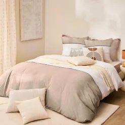 Housse de couette et deux taies d'oreiller coton (260 x 240 cm) Gabrielle Beige