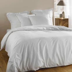 Housse de couette et deux taies coton (240 x 220 cm) Noémie Blanche