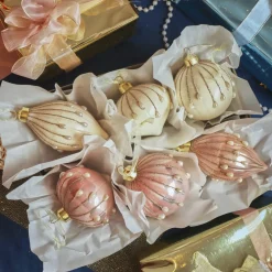 Lot de 12 boules de Noël en verre (D80 mm) Charme et perle Blanc laine et rose poudré