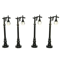 Lot de 4 lampadaires illuminés (H10 cm) Anciens pour aménager un village