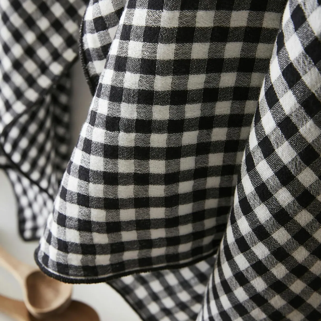 Nappe rectangulaire gaze de coton (150 x 250 cm) Gaïa vichy Noire