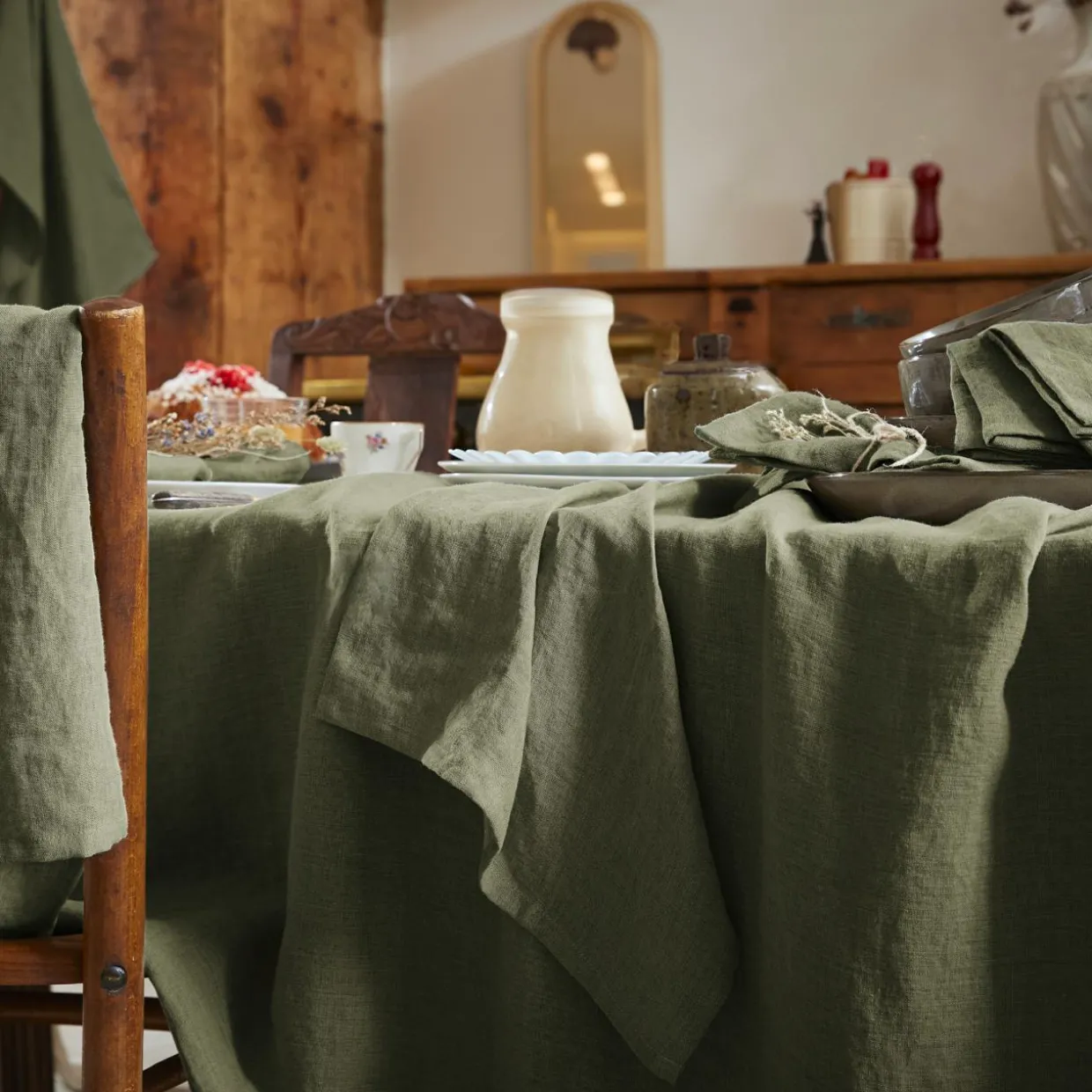 Nappe rectangulaire lin lavé (170 x 350 cm) Louise Vert romarin