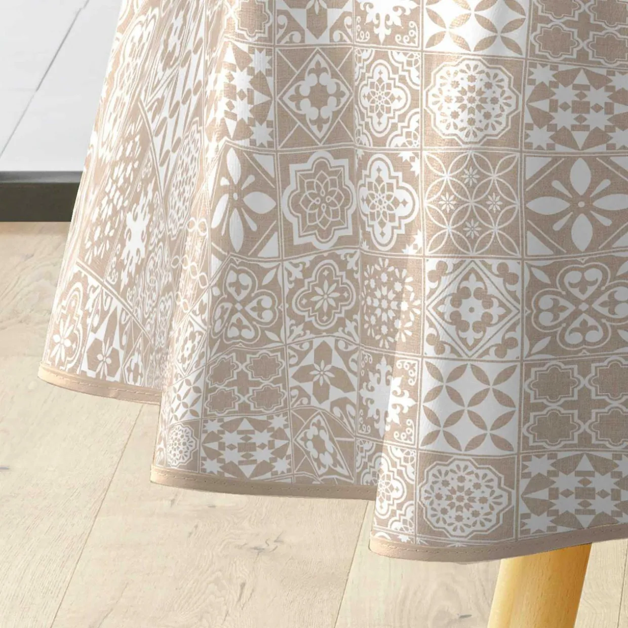 Nappe ronde enduite PVC (160 cm) Carella Blanche