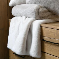 Plaid fausse fourrure (180 x 220 cm) Bostan Ecru