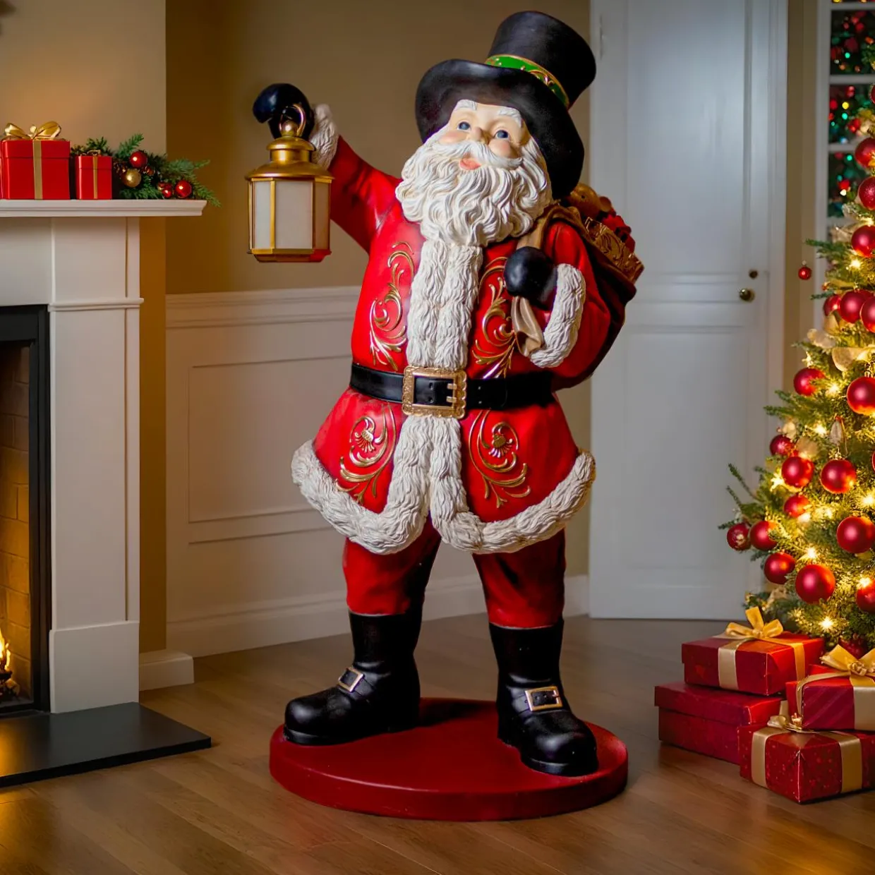 Père Noël Géant sur piles (H166 cm) Klaus et sa lanterne illuminée