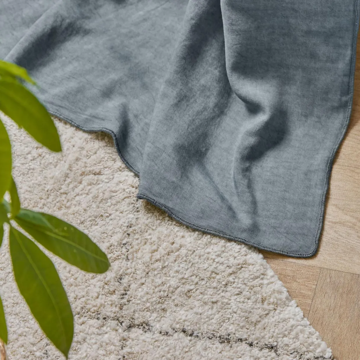 Rideau lyocell Tencel™ ajustable (140 x max 270 cm) Olivia Bleu stone