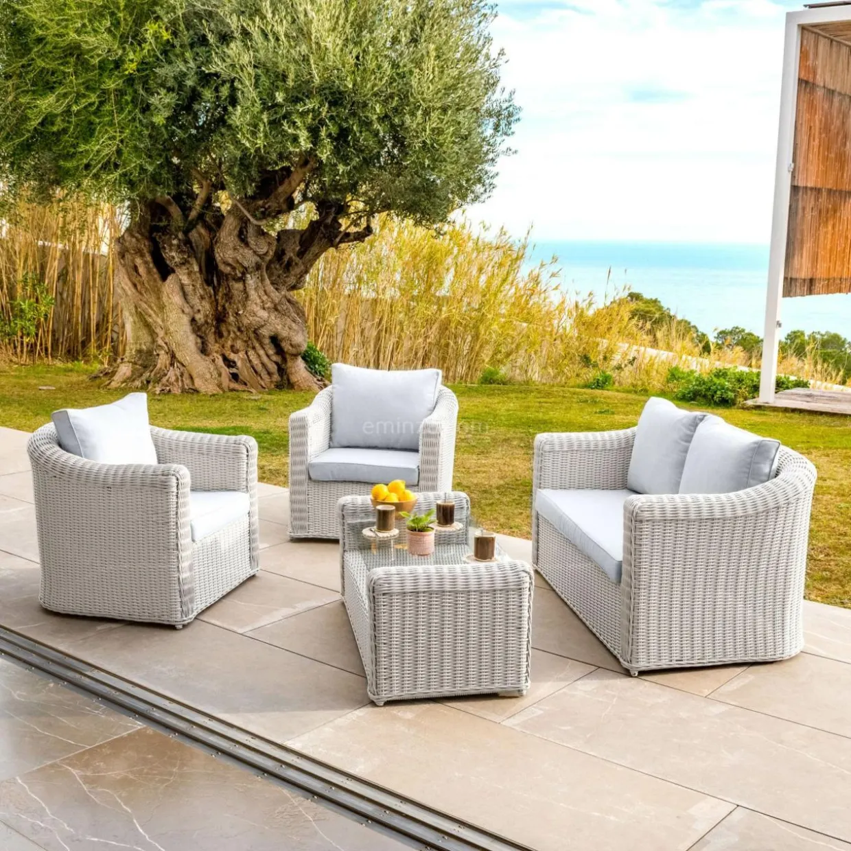Salon de jardin en résine tressée 4 places 4 pcs Calvi Blanc et gris clair