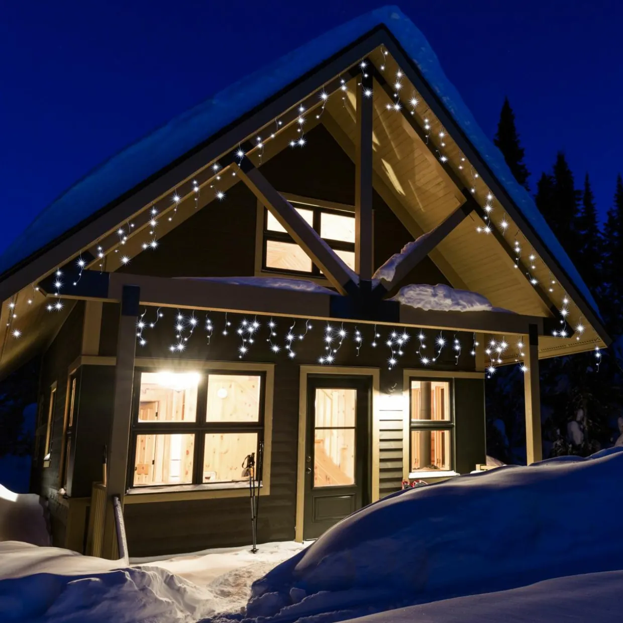 Stalactite lumineuse 11 m 259 LED câble blanc Stars Blanc froid