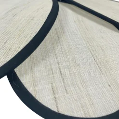 Suspension lumineuse pétale en rotin (D58 cm) Segovia Noir et beige