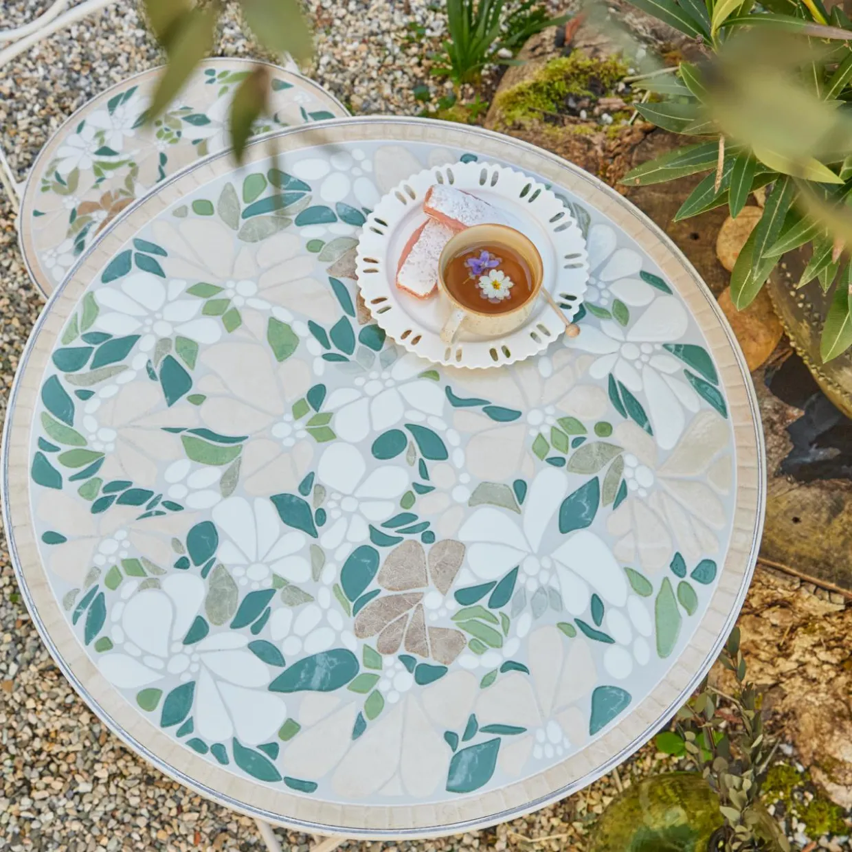 Table bistrot ronde pliable en mosaïque (D58 cm) Genève Crème