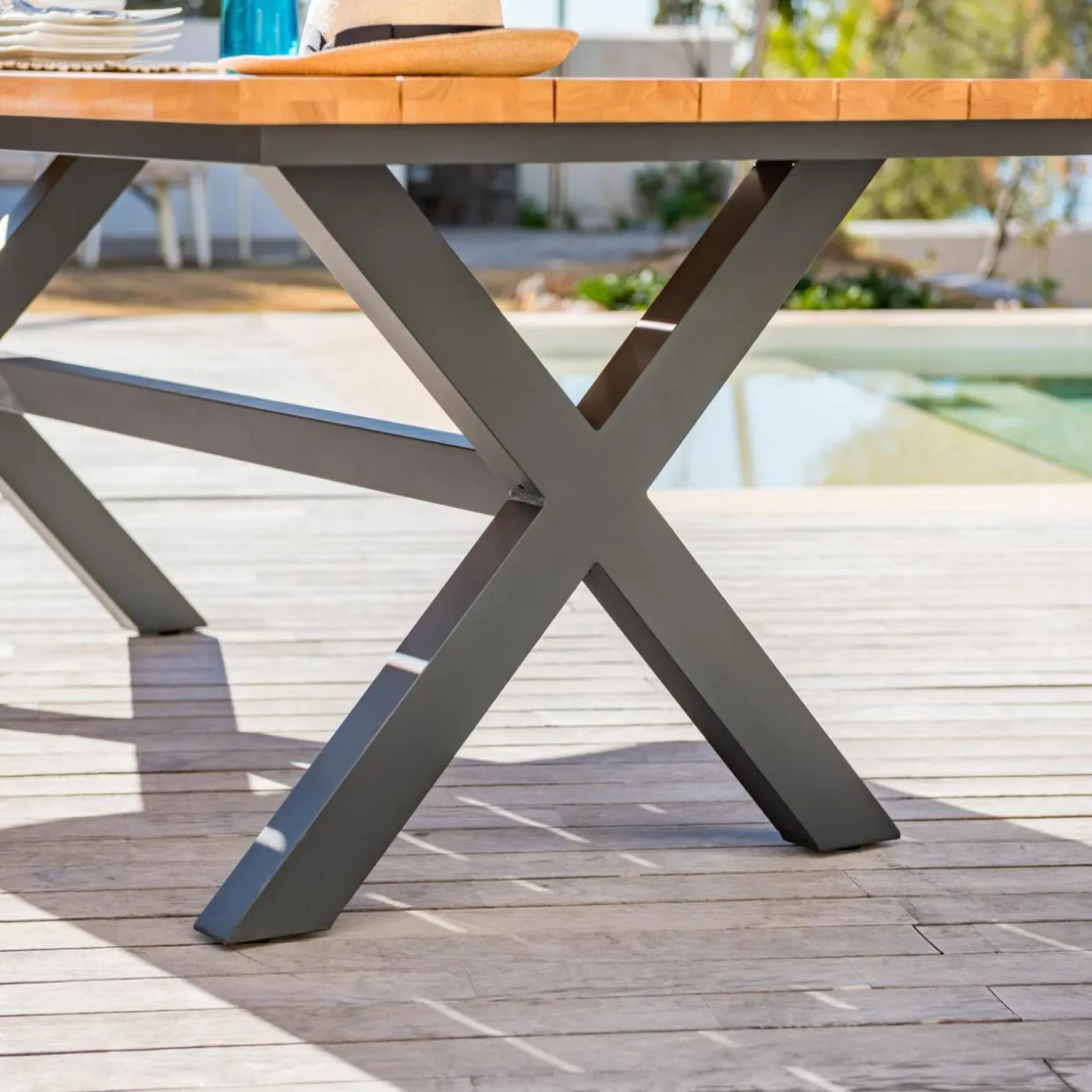 Table de jardin en aluminium et bois teck 8 places (200 x 100 cm) Bali Gris anthracite
