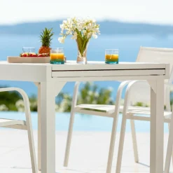Table de jardin extensible en aluminium 10 places effet bois (135/270 x 90 cm) Murano Blanc
