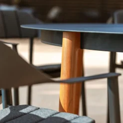 Table de jardin ronde en aluminium 8 places (D149 cm) Monte Carlo Gris anthracite