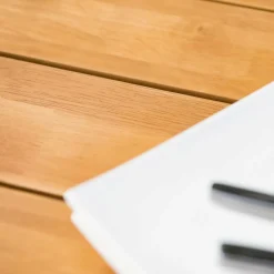 Table de jardin ronde en aluminium et bois teck 8 places (D140 cm) Bali Blanc