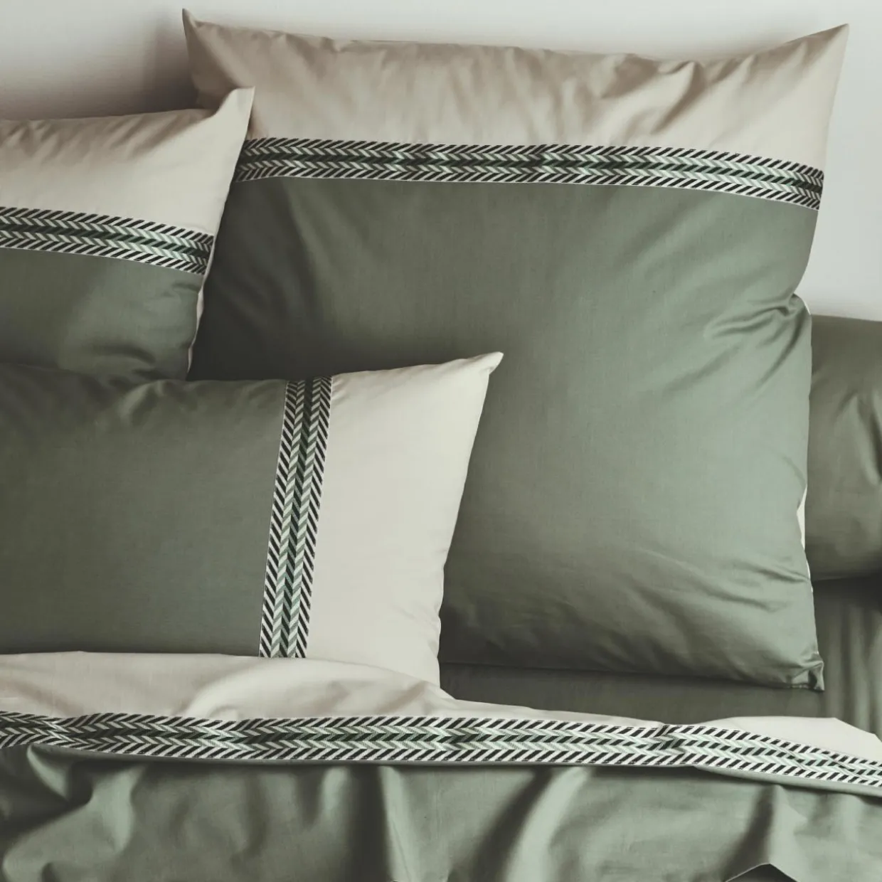 Taie d'oreiller carrée percale de coton (65 x 65 cm) Noa Vert kaki