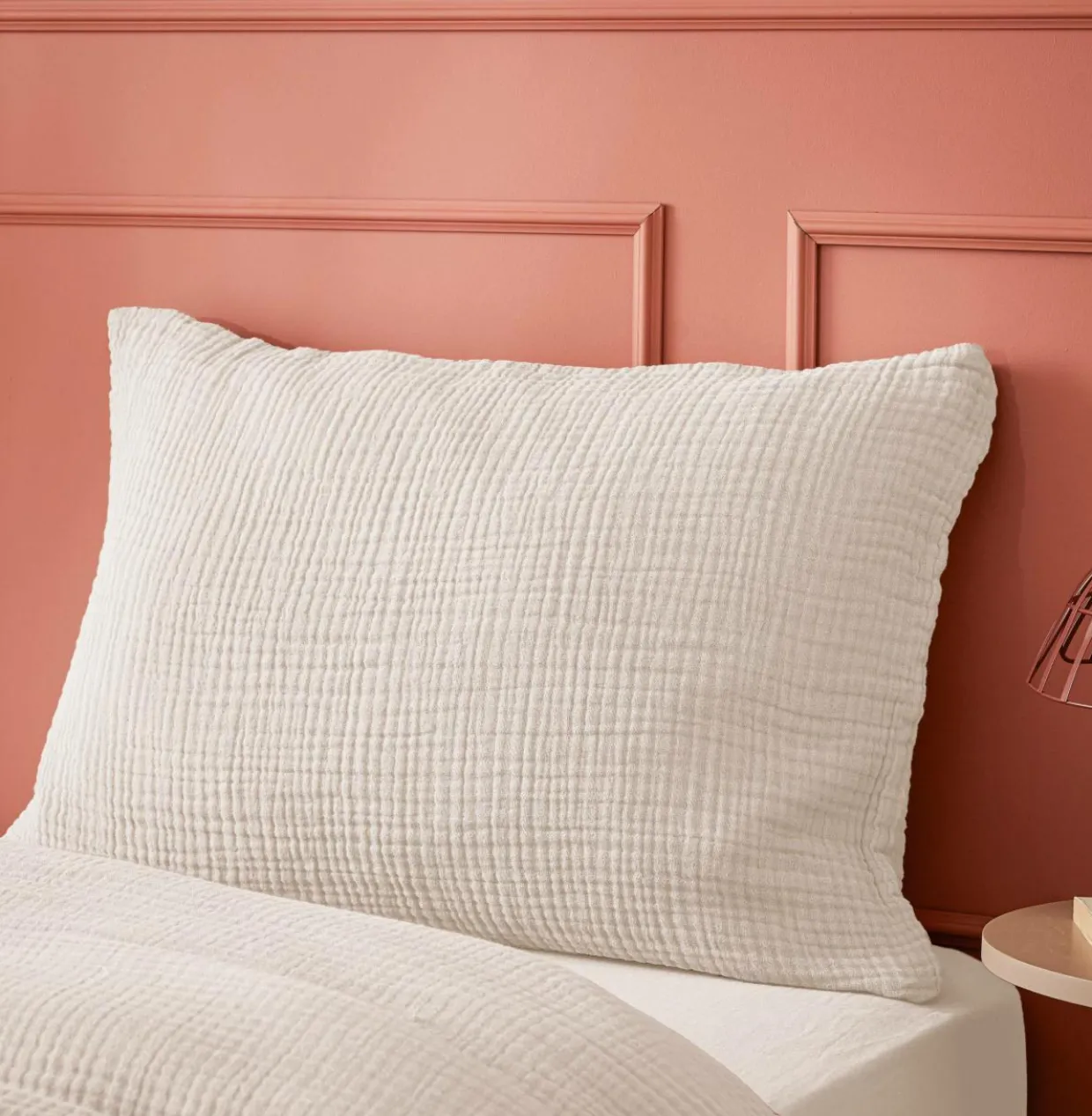 Taie d'oreiller quadruple gaze de coton (50 x 80 cm) Victoria x Gaïa Beige Pampa