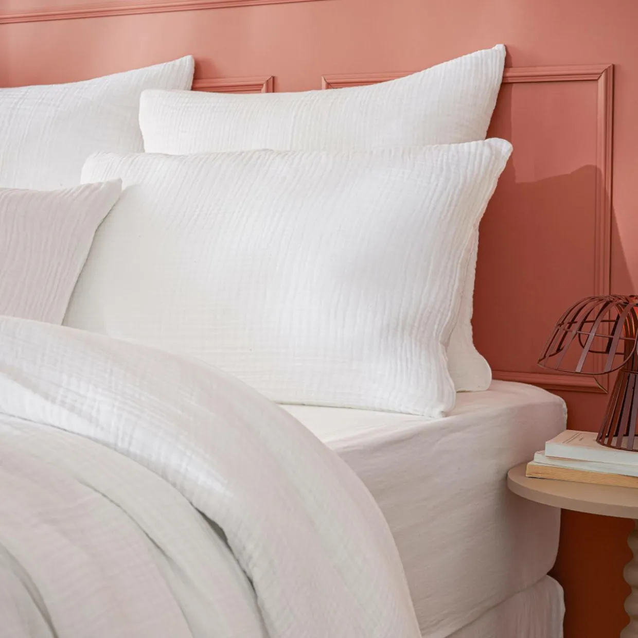 Taie d'oreiller quadruple gaze de coton (60 x 60 cm) Victoria x Gaïa Blanc chantilly