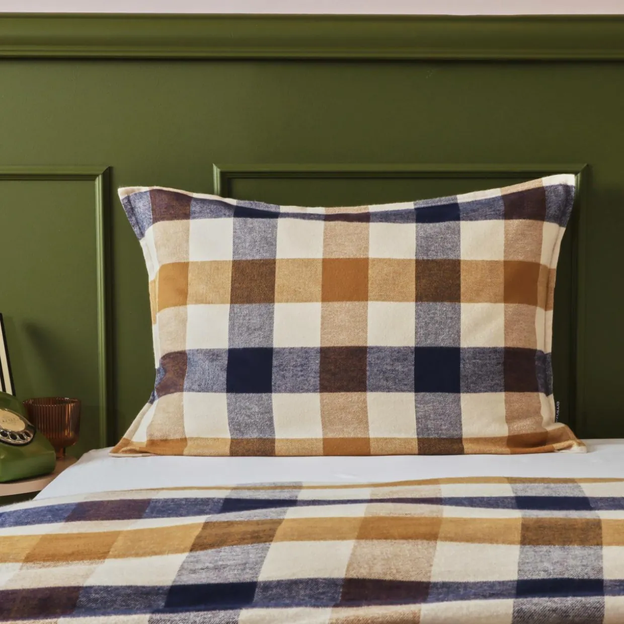 Taie d'oreiller rectangulaire flanelle de coton (50 x 80 cm) Nina carreaux Multicolore