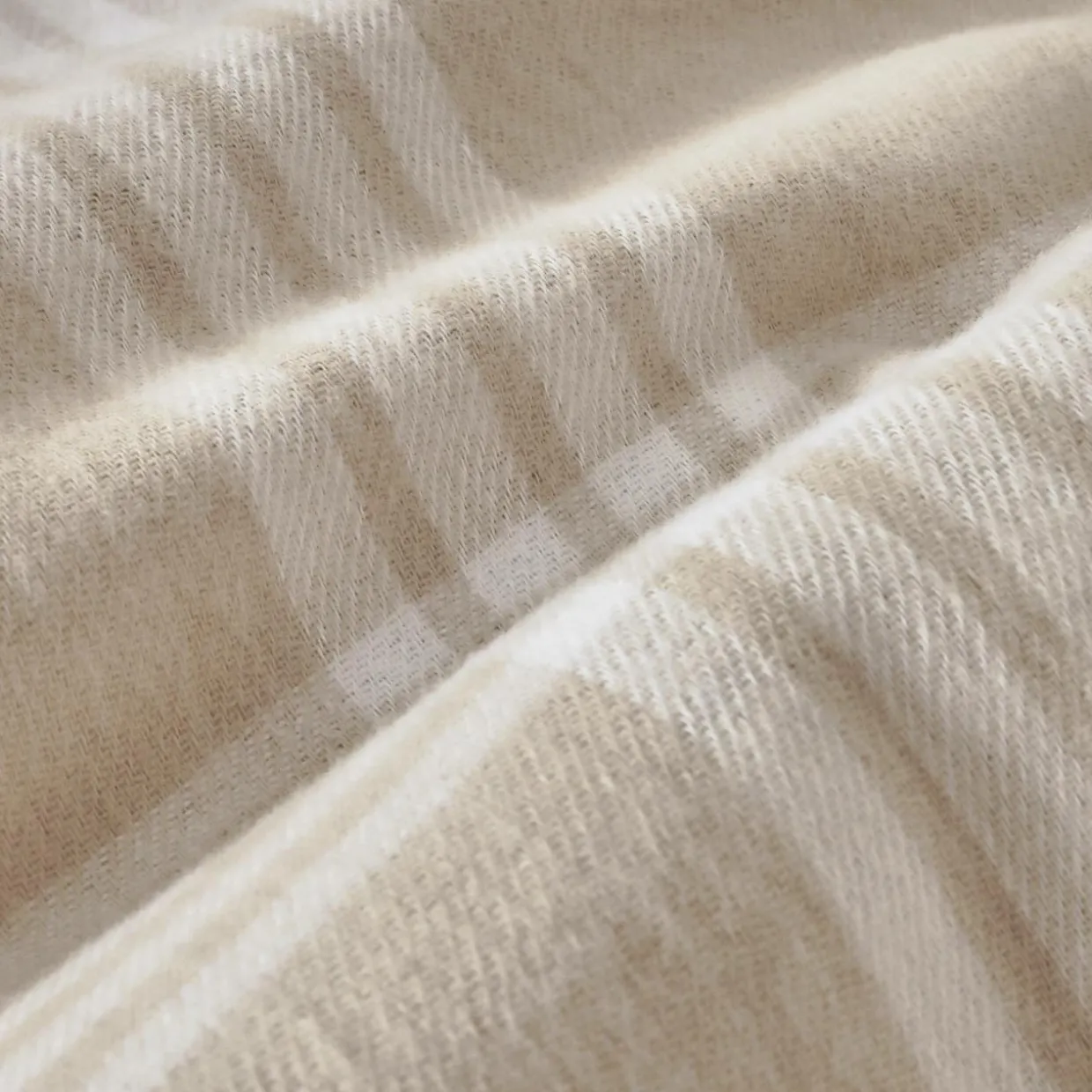 Taie d'oreiller rectangulaire flanelle de coton (50 x 80 cm) Nina carreaux Beige