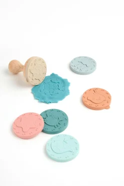 Tampon pour pâte à modeler bois et 6 disques silicone (H7,5 cm) Beige