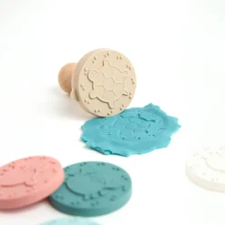Tampon pour pâte à modeler bois et 6 disques silicone (H7,5 cm) Beige