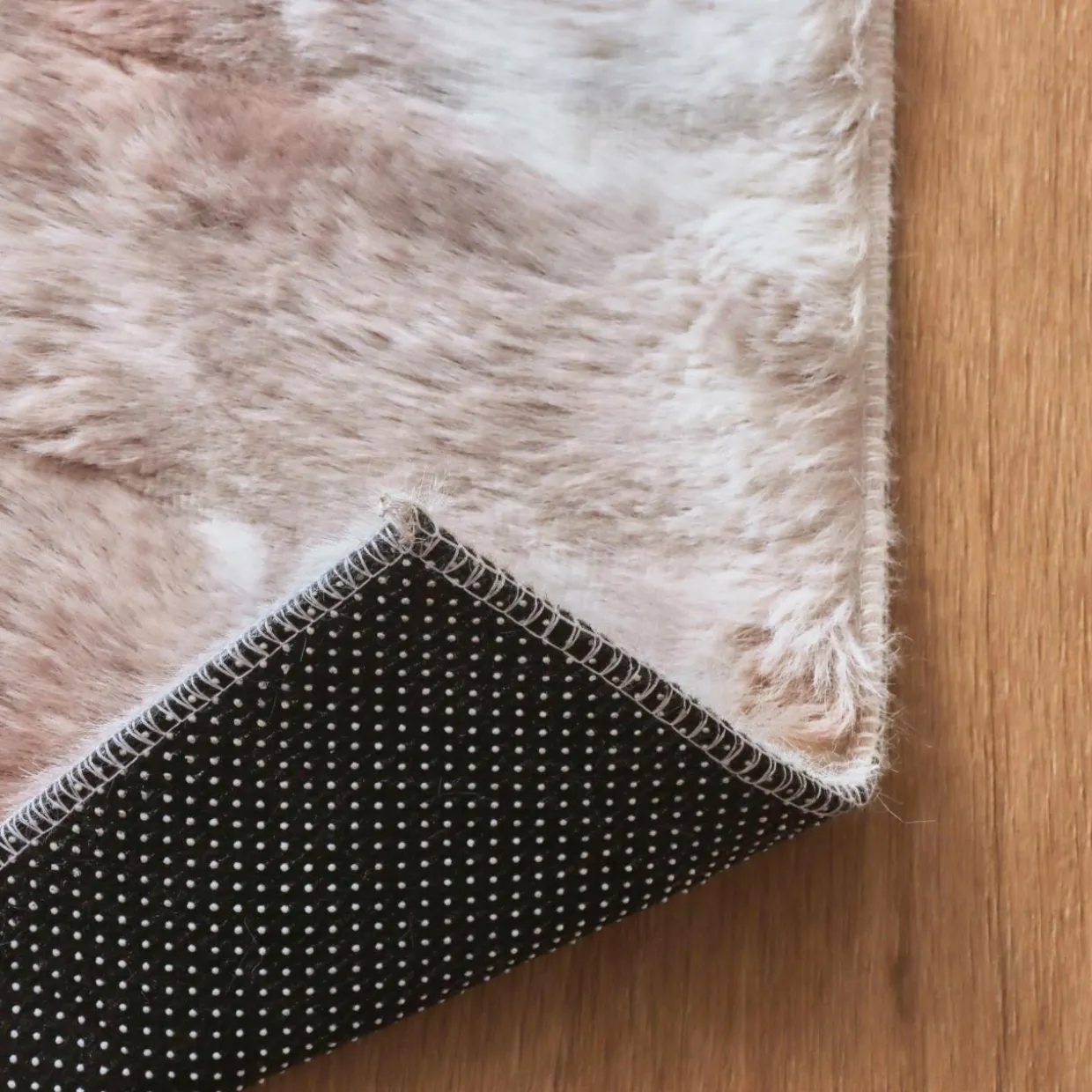 Tapis fausse fourrure (120 x 170 cm) Toronto Taupe