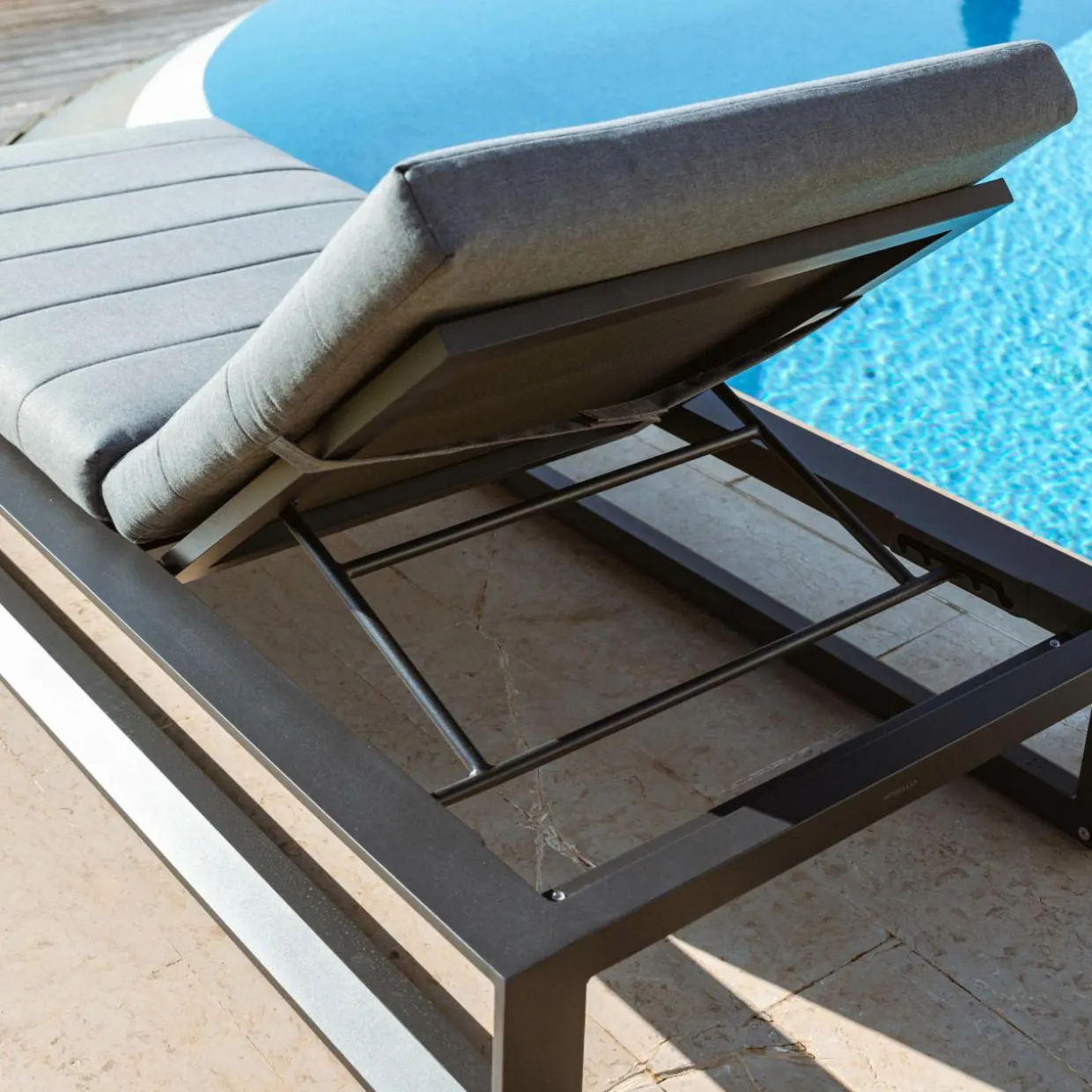 Transat en aluminium Elba Gris anthracite